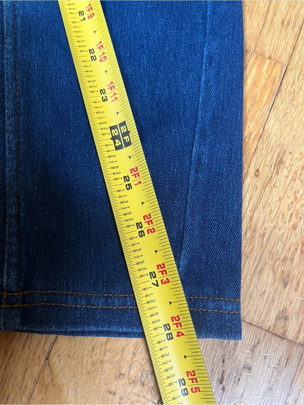 HUE Indigo Stretch Jeggings